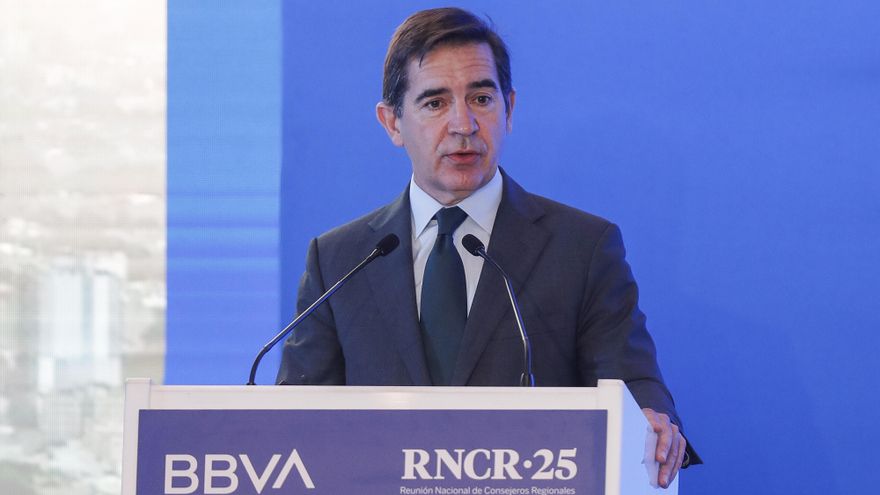BBVA mejora in extremis la OPA sobre Sabadell: la eleva un 10% para tratar de atraer a los accionistas