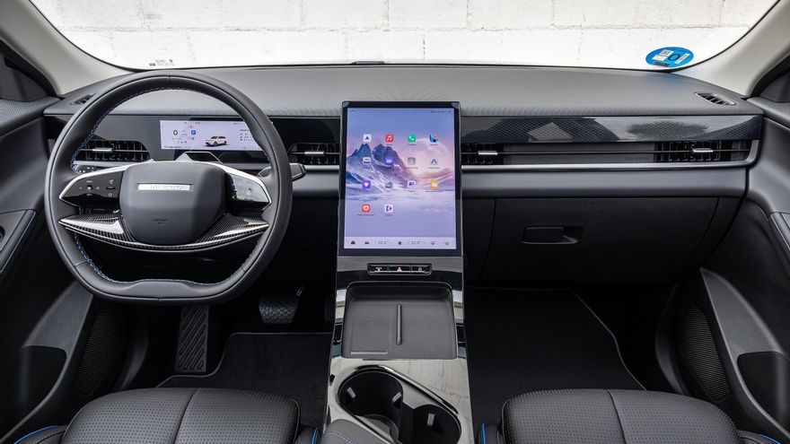 Híbridos, enchufables y eléctricos ante una transición a varias velocidades