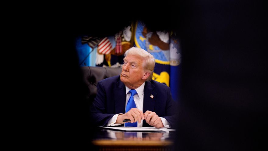 El fiscal federal que investigaba a personas señaladas por Trump dimite entre amenazas y presiones del presidente de EEUU