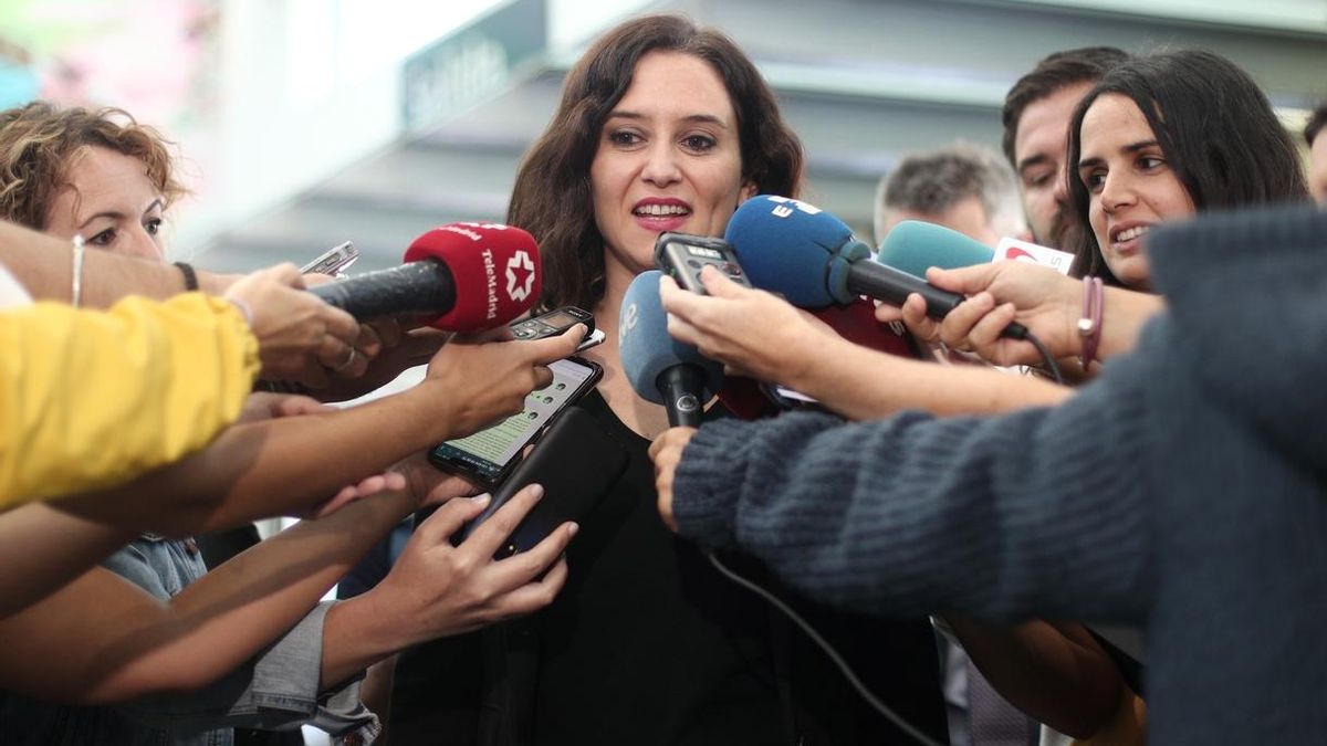 Ayuso defiende que habló de que podrían arder iglesias como "argumento retórico llevado al extremo"