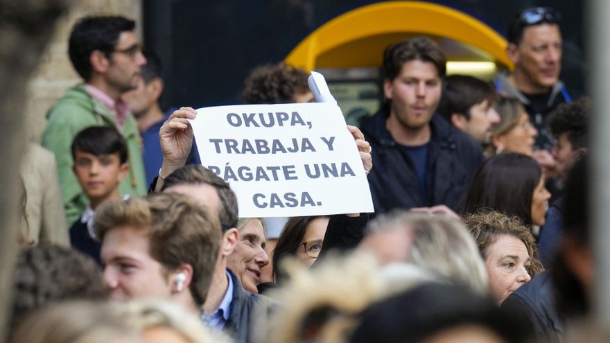 ¿Se puede sacar del padrón a los 'okupas' como quiere el PP? Quita derechos básicos y crea ciudadanos de segunda