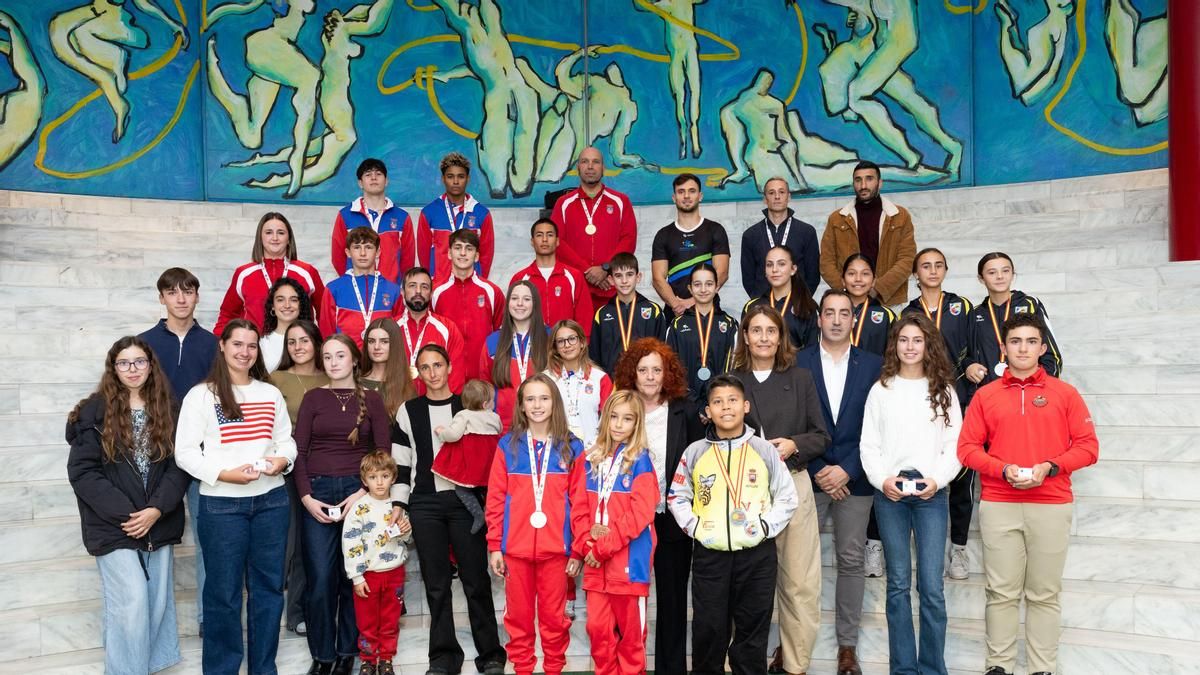 El Gobierno de Cantabria reconoce a más de una treintena de deportistas con destacados éxitos nacionales e internacionales