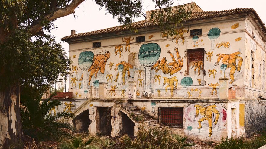Uno de los murales contra la ampliación del Puerto de València