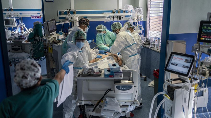 Confinamiento sí o no: el debate sobre la estrategia para frenar la tercera ola emerge en plena escalada de contagios