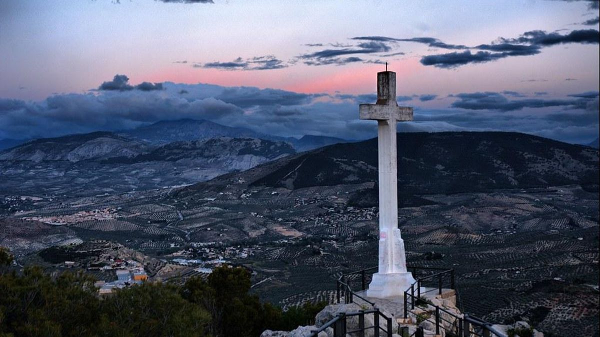 Esta es la cruz que hace sombra a toda la ciudad de Jaén y recuerda a la de Río de Janeiro