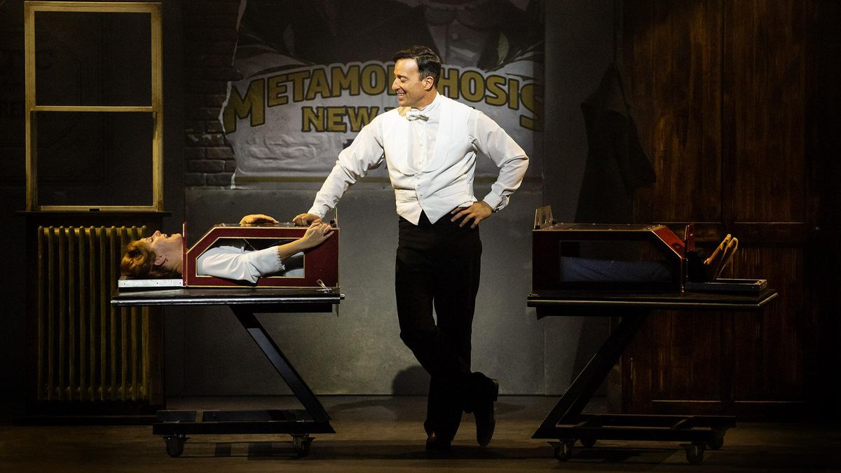 Pablo Puyol en el musical Houdini