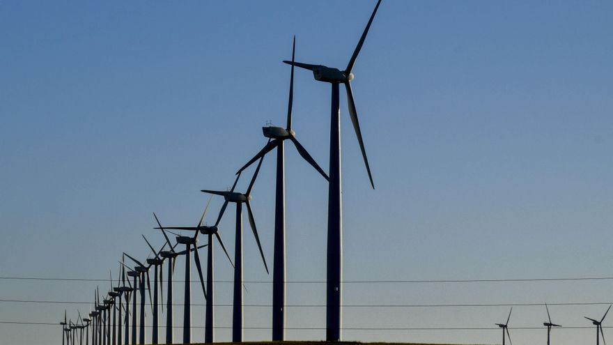 El Constitucional anula la ley de energías renovables de Aragón tras el recurso del Gobierno central
