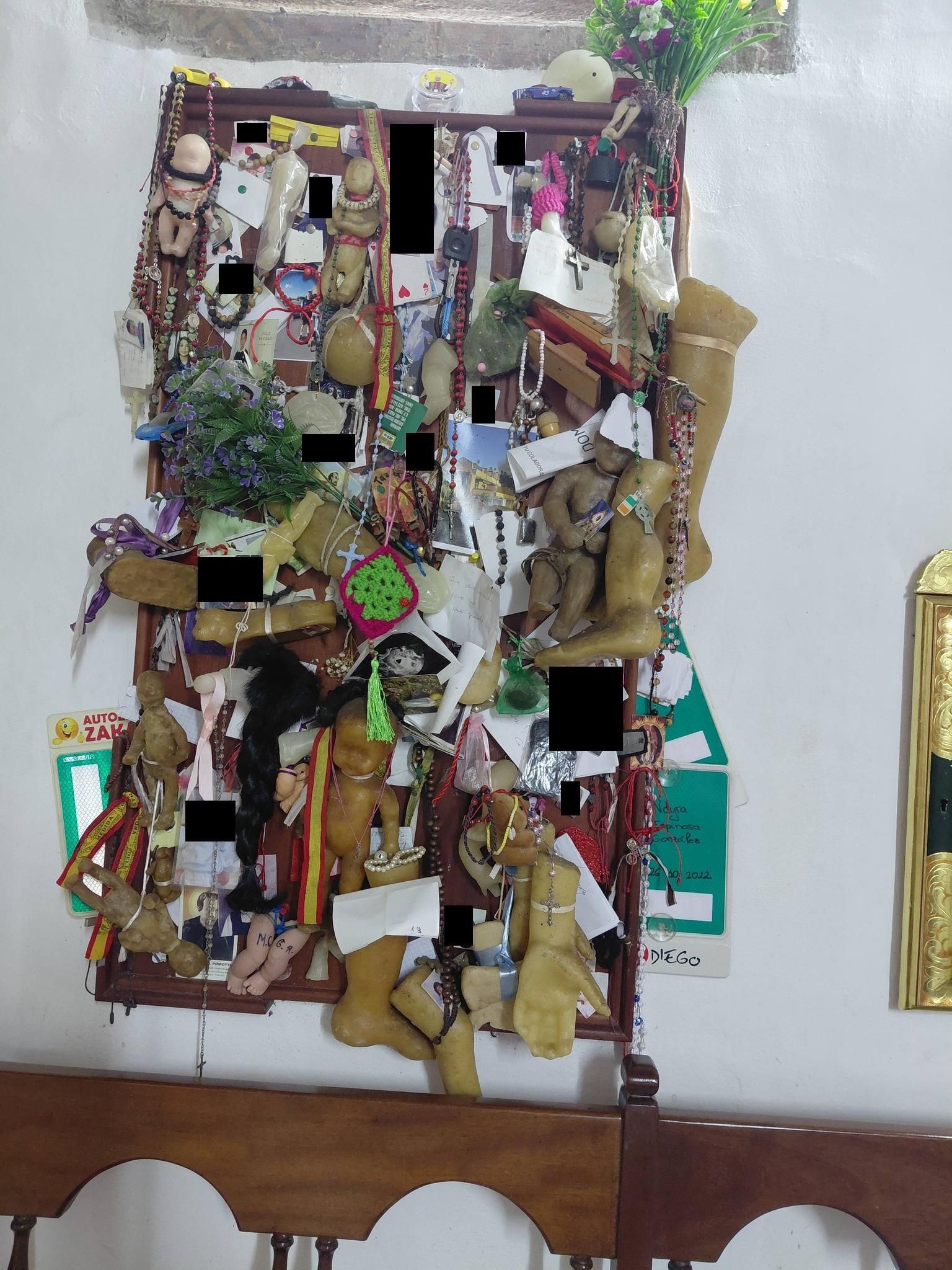 Retable de exvotos en el Santuario de Las Angustias, en Los Llanos de Aridane. MVH