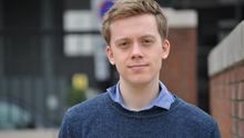 El jovencísimo ensayista británico Owen Jones