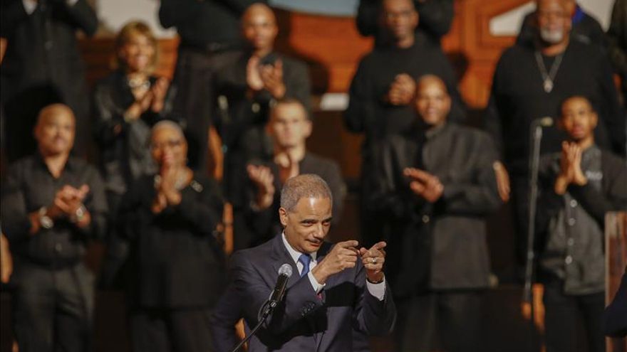 EE.UU. no aplicará en fronteras sus nuevas normas contra discriminación racial