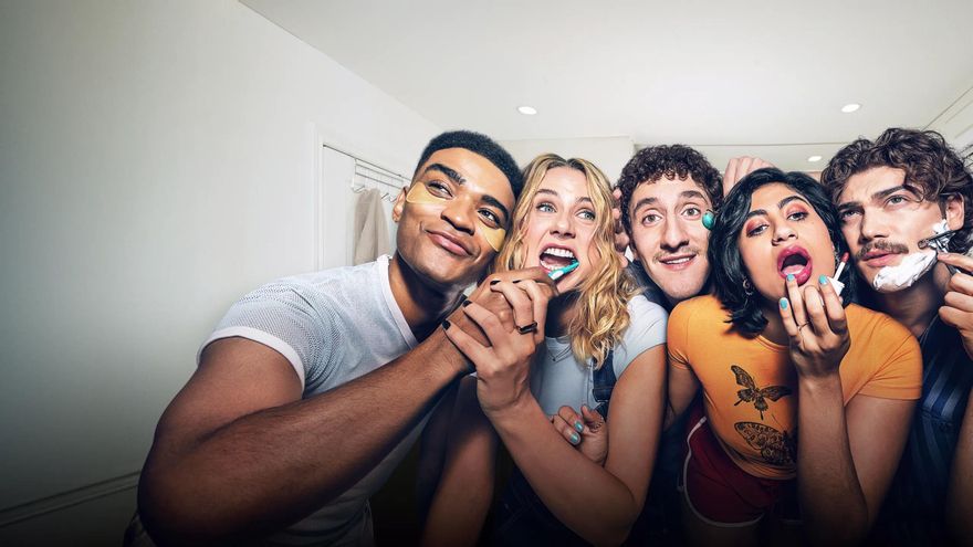 Disney+ estrena la temporada 2 de 'Adults', la comedia que reivindica el espíritu de 'Friends'