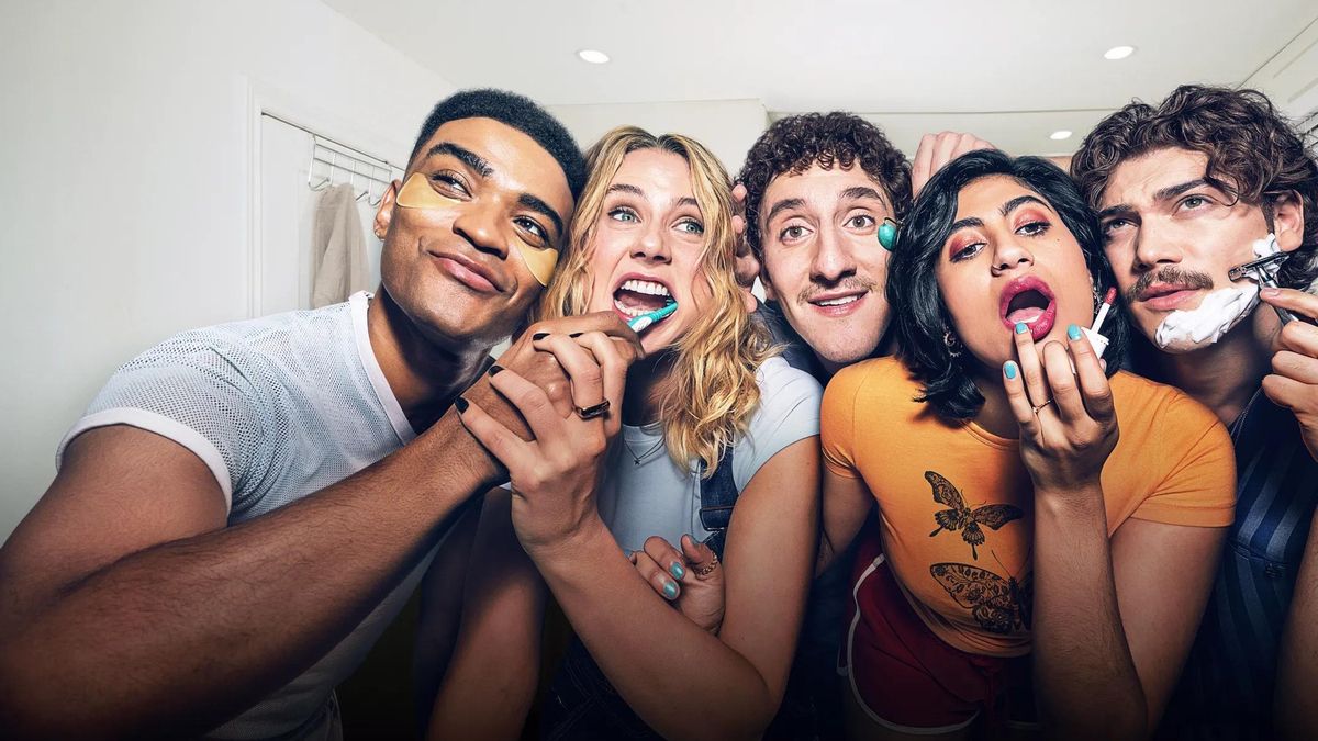 Disney+ estrena la temporada 2 de 'Adults', la comedia que reivindica el espíritu de 'Friends'