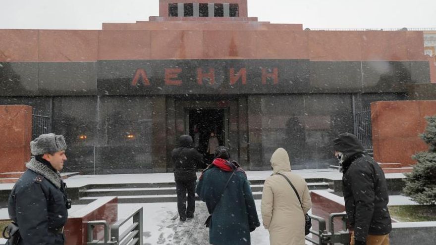 El mausoleo de Lenin cierra por labores de preservación de la momia