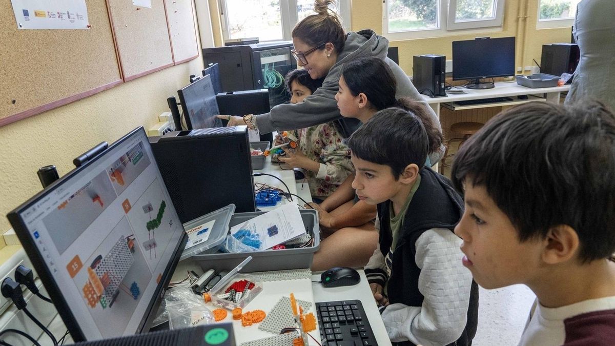 Talleres de robótica para alumnos de 5ºy 6º de Primaria de Camargo.