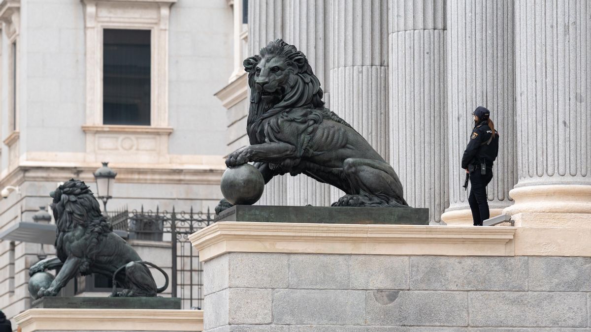 Archivo - Leones del Congreso de los Diputados