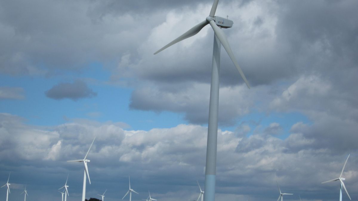 El consumo de electricidad en Euskadi bajó un 7% en 2012 por el menor consumo industrial