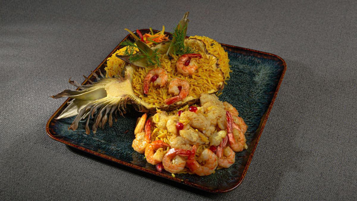 La piña marida a la perfección con algunos ingredientes como las gambas