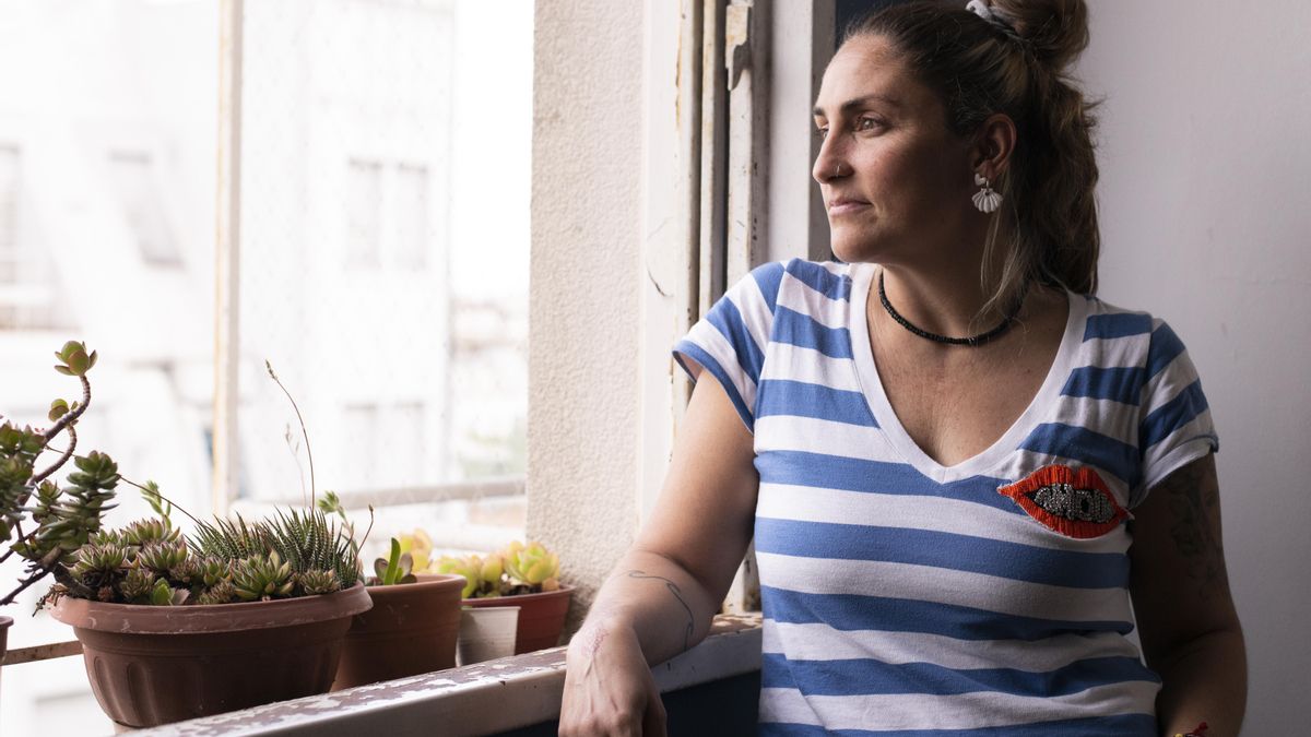 Carolina Schneider soñaba con una familia “al estilo Susanita”, pero la falta de tiempo, las separaciones y las dificultades económicas la llevaron a redefinir su deseo de maternar.