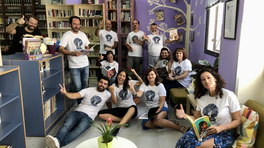 La mejor biblioteca escolar de Andalucía se llama La Húngara y está en Jerez: feminista y flamenca