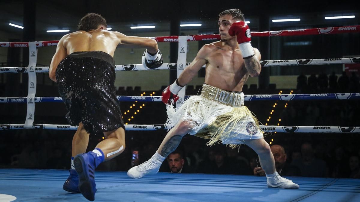 Combate de Rafa Lozano Jr. por el cinturón Iberoamericano