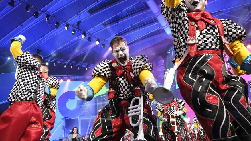 Bambones gana el concurso de murgas adultas del Carnaval de Santa Cruz de Tenerife