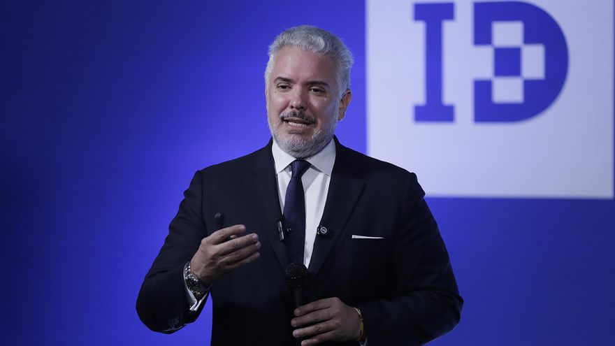 Duque considera que en Colombia hay "una degradación del poder presidencial"