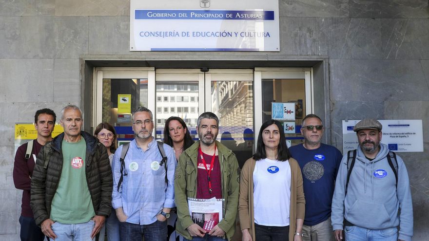 La enseñanza pública anuncia convocatoria de huelga a ocho días de reunirse con la Consejería de Educación