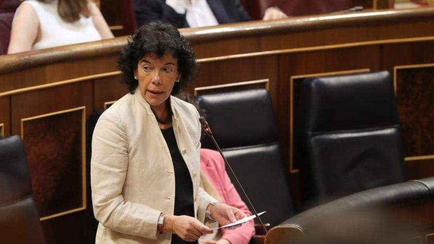 Los estragos de las oposiciones en Murcia se cuelan en la agenda política nacional