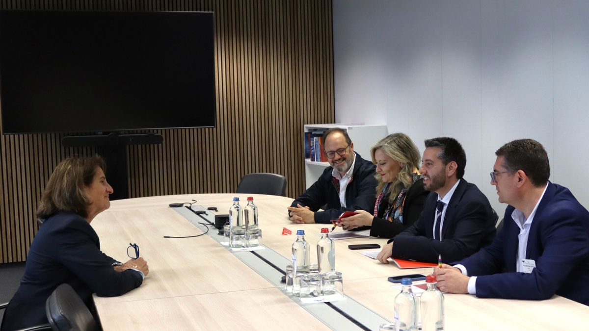 El PSOE riojano reivindica en Bruselas el peso del sector primario y la singularidad del Estatuto ante el 'efecto frontera'