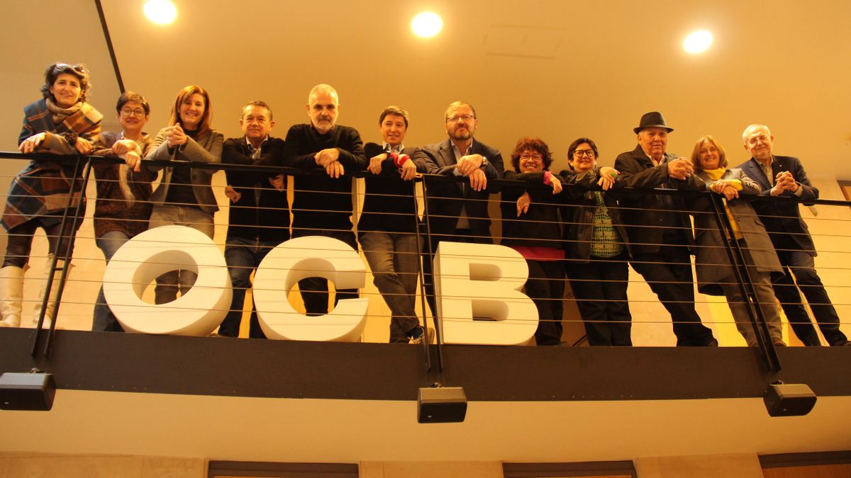 Antoni Llabrés junto al resto de miembros de la Junta Directiva de la OCB