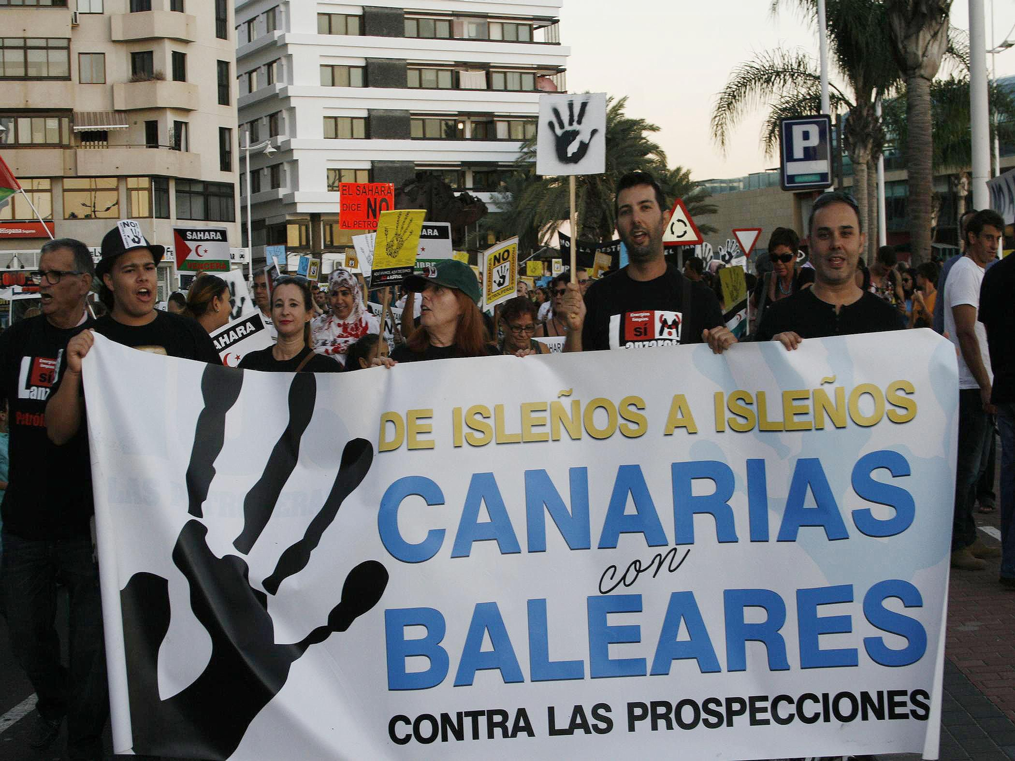 Manifestación contra las prospecciones.
