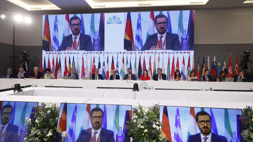 Javier Maroto defiende que Europa necesita inmigrantes, pero vinculados al mercado laboral