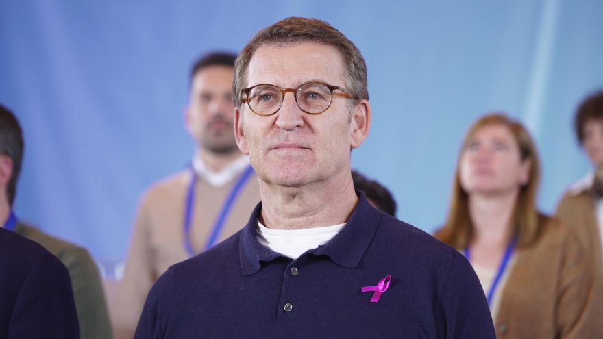 El presidente del Partido Popular, Alberto Núñez Feijóo, durante el Congreso Autonómico del PP, en el Recinto Ferial, a 25 de noviembre de 2023, en Albelda de Iregua, La Rioja (España).