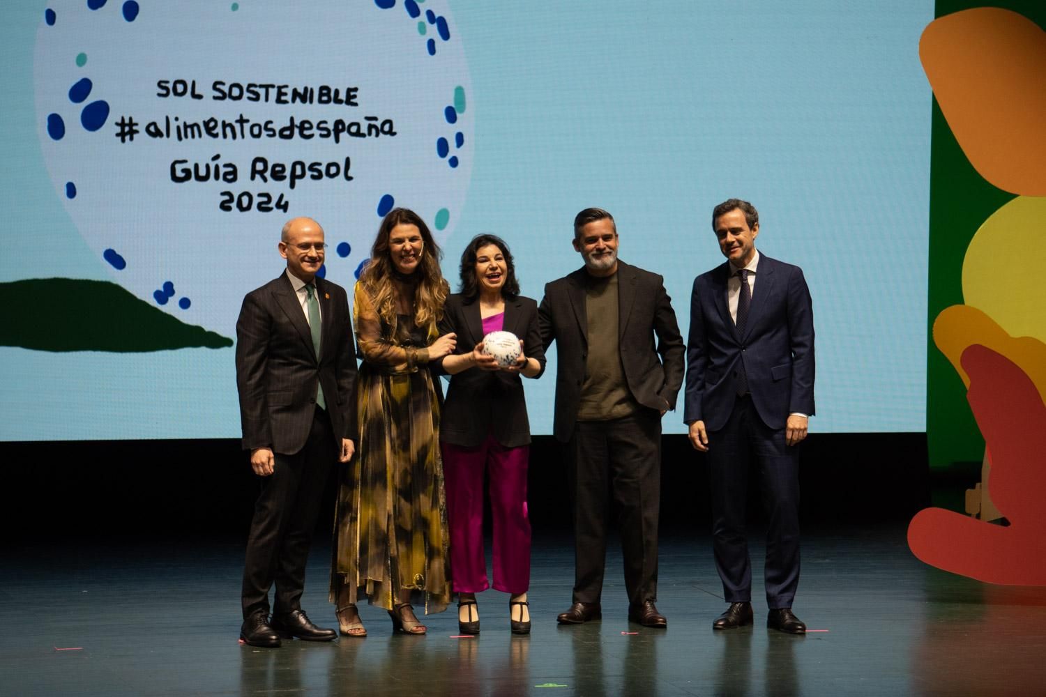 La jumillana Irene López, del restaurante Loreto, premiado con Un Sol Sostenible por su compromiso con el medio ambiente