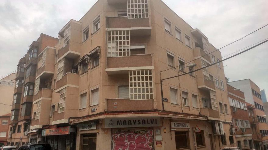 Cuando el negocio reside en comprar un edificio y echar a sus vecinos de toda la vida: el caso de Pinos Alta 42