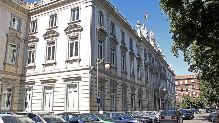 Casarse en bienes gananciales no afecta al alquiler de vivienda, dice el Supremo