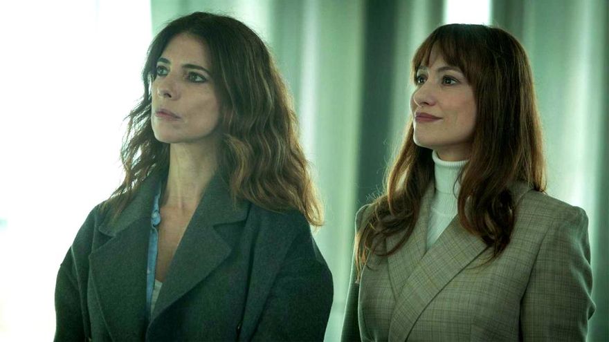 Natalia Verbeke: "Los personajes femeninos en 'Ana Tramel' son muy potentes, y eso para una actriz es una suerte"