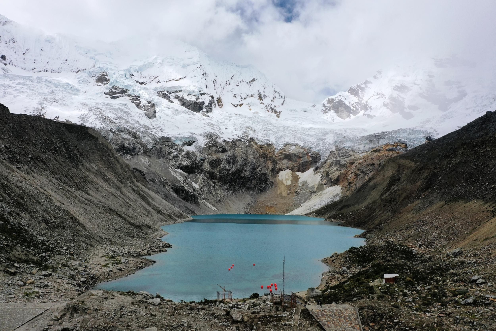 Toma de dron de la laguna Palcacocha, Perú. Foto: cortesía INAIGEM