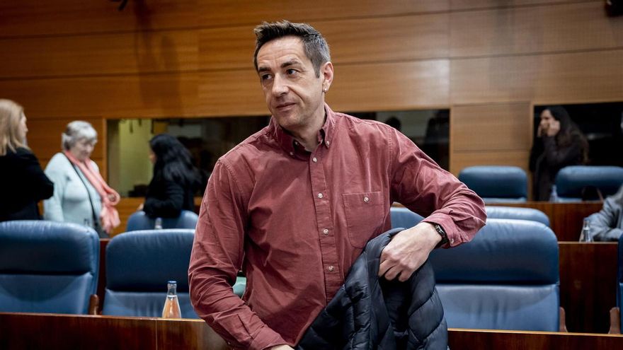 Archivo - El diputado de Más Madrid, Emilio Delgado, durante una sesión plenaria en la Asamblea de Madrid, a 12 de marzo de 2026, en Madrid (España)