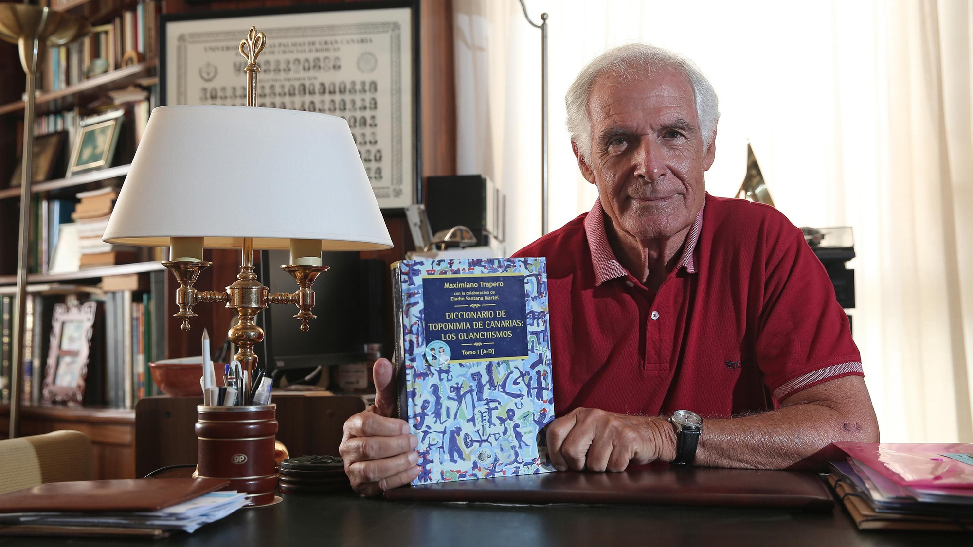 El catedrático Maximiano Trapero, autor de interesantes investigaciones sobre la lengua y la toponimia guanche en el Archipiélago.