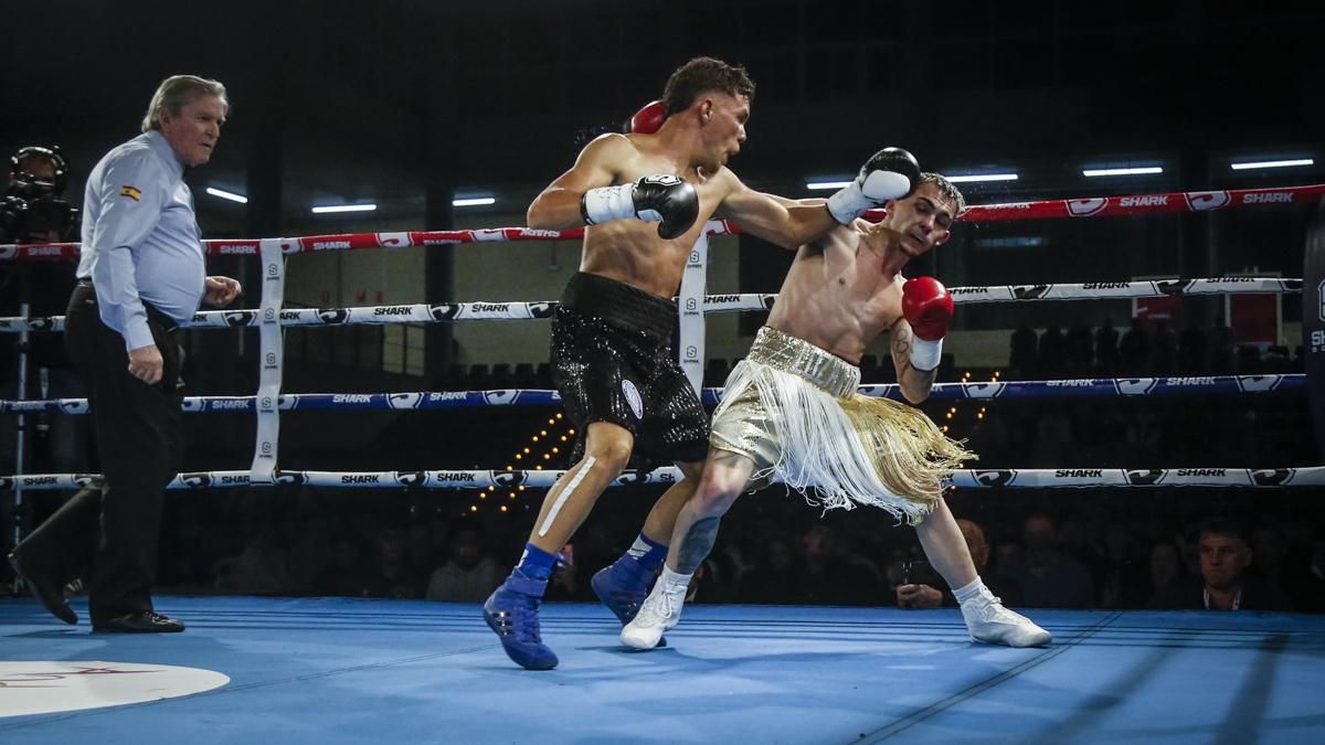 Combate de Rafa Lozano Jr. por el cinturón Iberoamericano