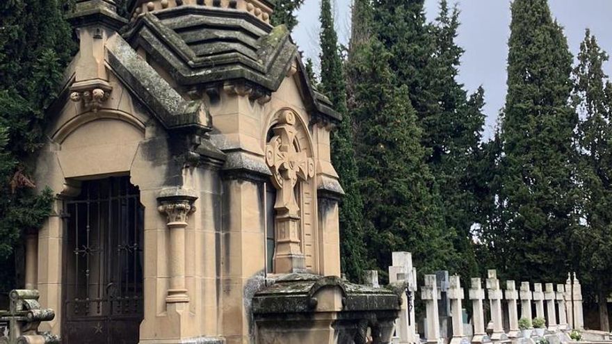 El cementerio de Logroño ya cuenta con un nuevo horno crematorio para féretros de ancho especial