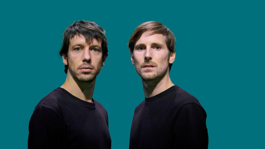 Nao Albet y Marcel Borràs abandonan a Tarantino y se analizan a sí mismos en un duelo irónico y descarnado