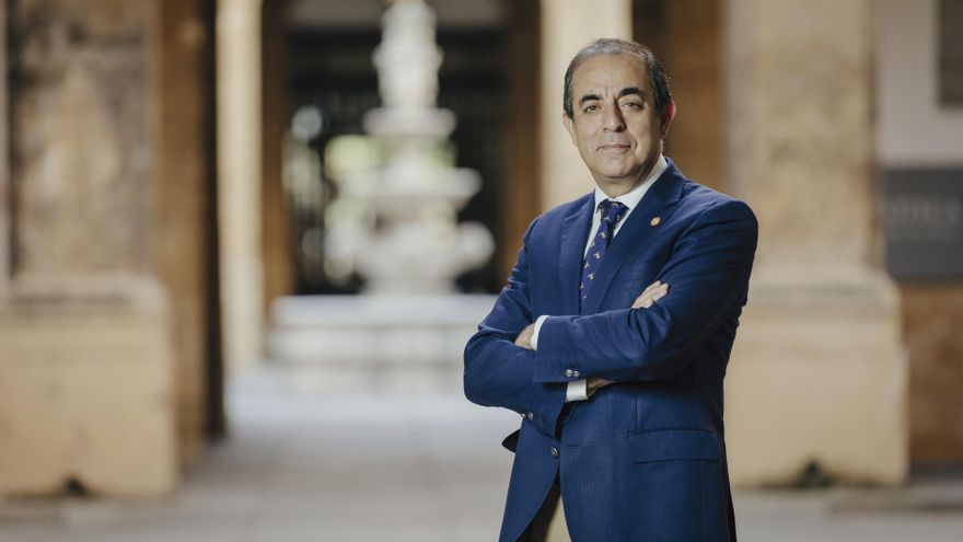 Archivo - El rector de la Universidad de Sevilla, Miguel Ángel Castro.