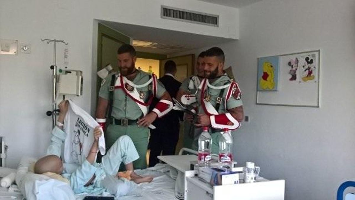 El Ejército de Tierra enmarca en la normalidad que la Legión cantara 'El novio de la muerte' en el hospital