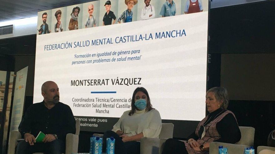 Montse Vázquez en una conferencia / Fotografía: Federación