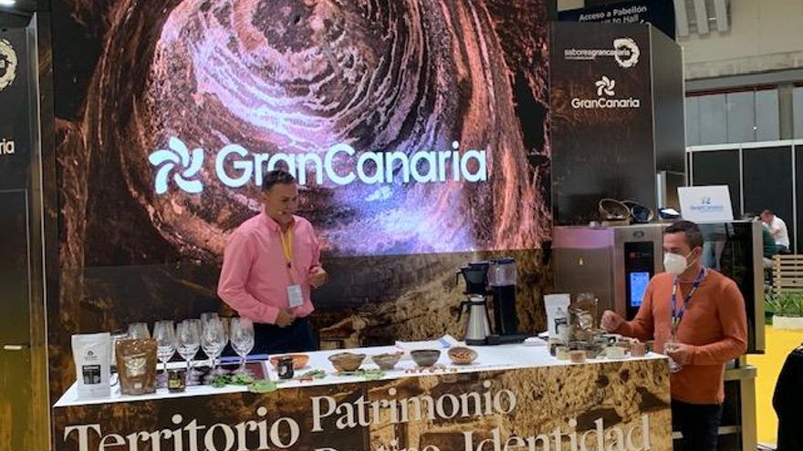 Victor Lugo y Antonio Márquez productores del Café de Agaete 