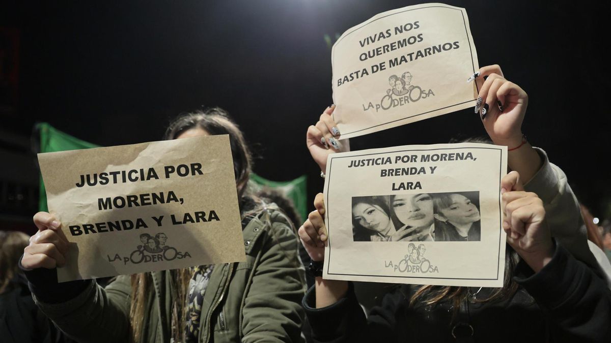 Marcha para reclamar justicia por las jóvenes asesinadas en Florencio Varela