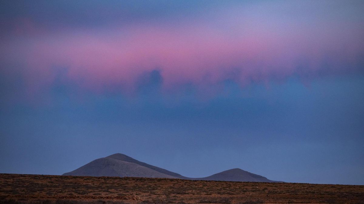 Atardecer en Antigua, en Fuerteventura.. EFE/Carlos de Saá