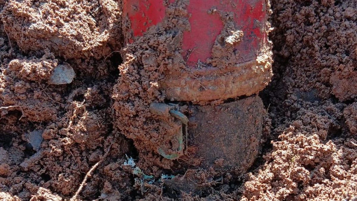 La Guardia Civil detona una granada de mano de la guerra civil "muy inestable" y "totalmente activa"